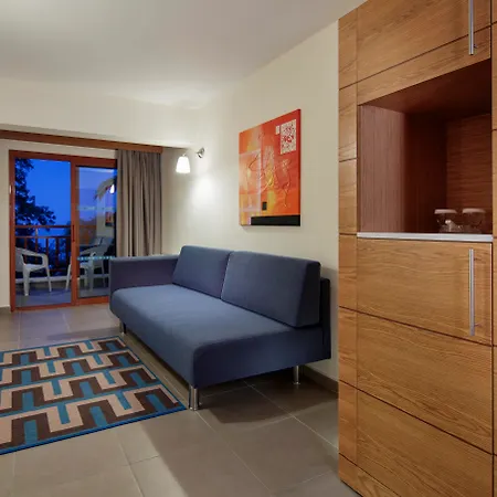 Resort Pine Bay Kusadasi