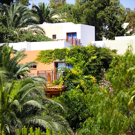 Pine Bay Курортный комплекс