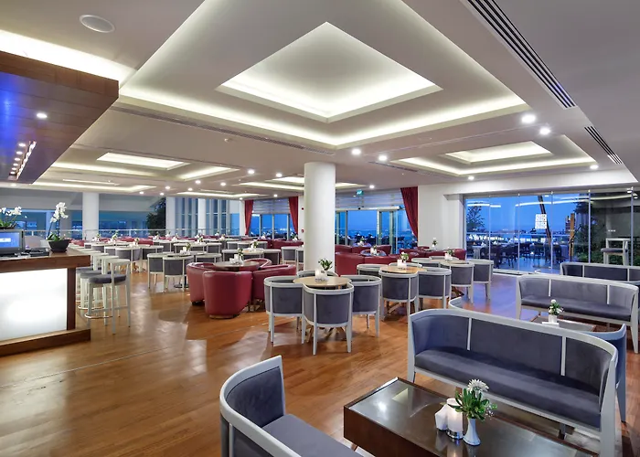 Курортный комплекс Pine Bay 5*