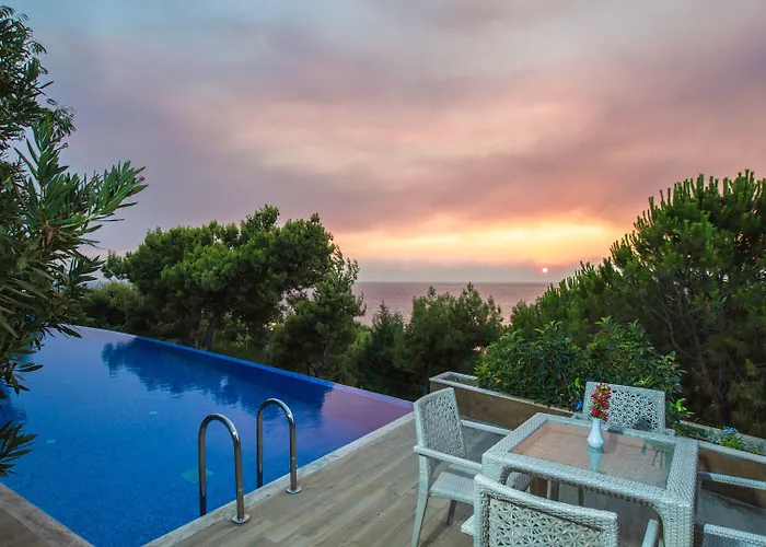 Pine Bay 5*