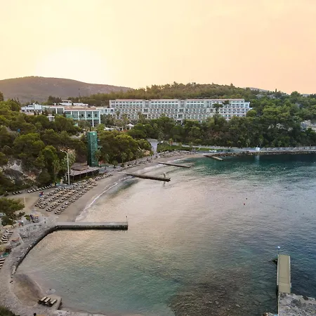 Pine Bay Üdülőközpont Kusadası