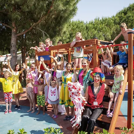 Pine Bay Semesteranläggning (resort) Kusadası