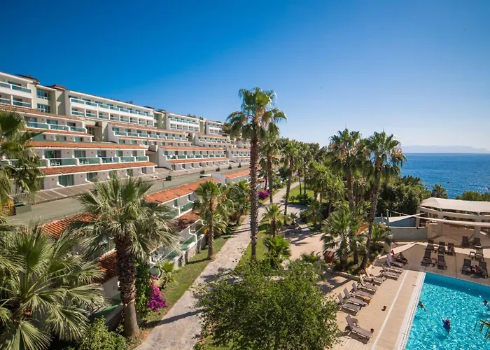 Pine Bay Semesteranläggning (resort) 5*