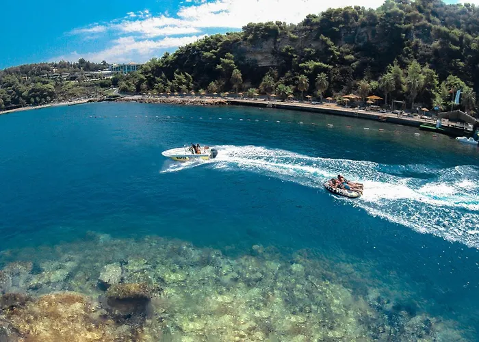 Pine Bay Semesteranläggning (resort) Kusadası