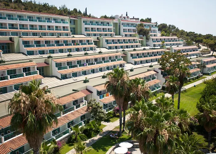 Pine Bay Semesteranläggning (resort) 5*