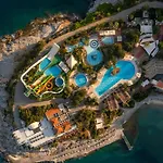 Resort Pine Bay Kusadasi