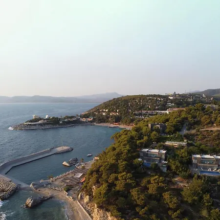 Pine Bay Resort 5*