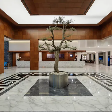 Pine Bay リゾート 5*