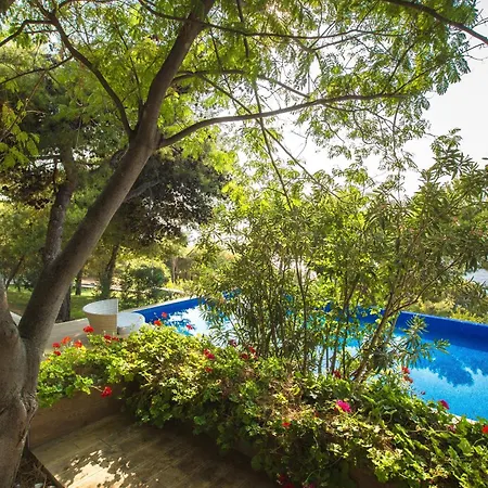 Resort Pine Bay Kusadasi