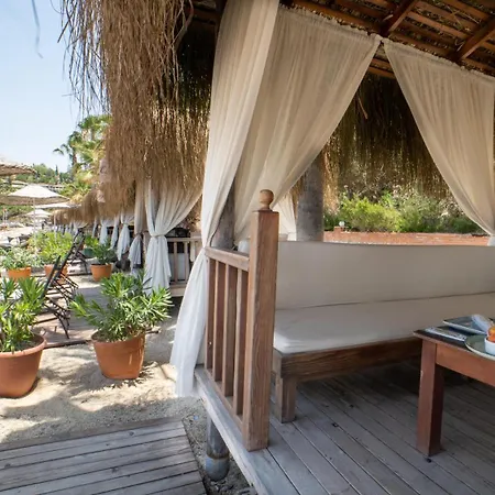 松树湾旅游度假酒店 5*