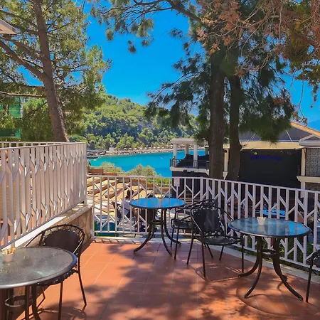 Pine Bay Курортный комплекс
