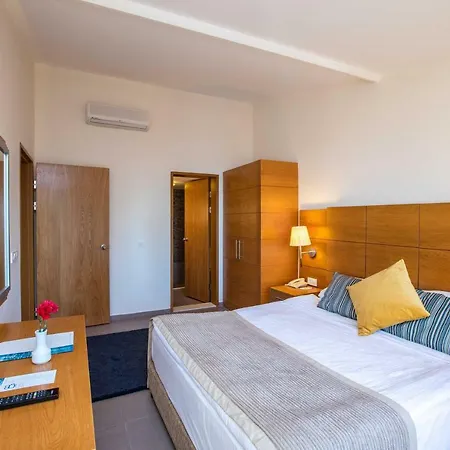 Rezort Pine Bay Kusadası