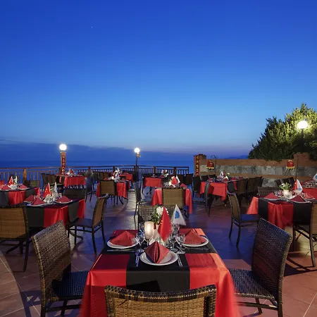 Rezort Pine Bay Kusadası