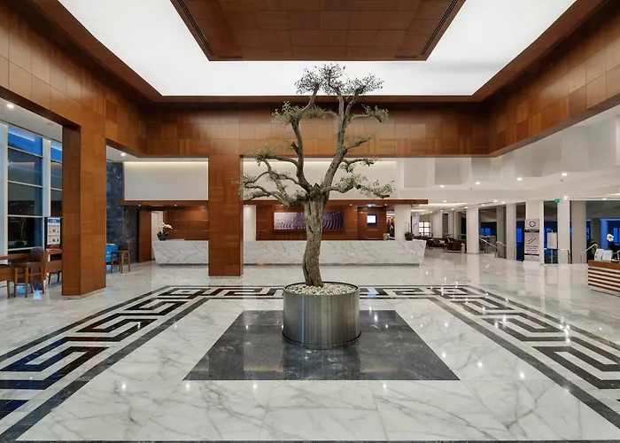 Pine Bay Üdülőközpont 5*